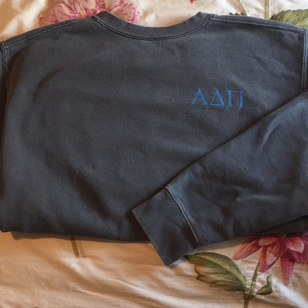 Gently Worn ΑΔΠ comfort color sweatshirt